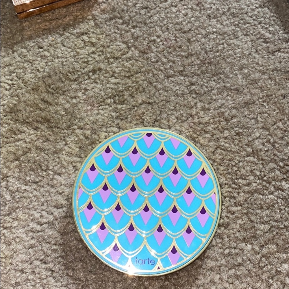 Tarte Rainforest of the sea volume 111 eye palette